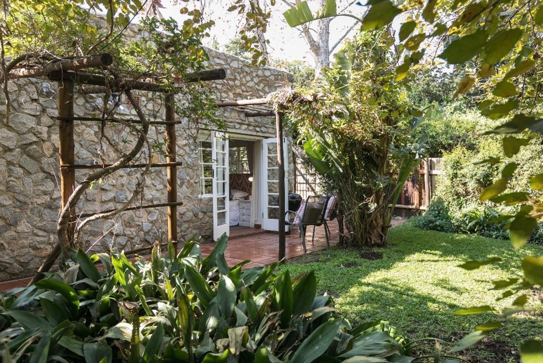 Waterfall Cottages โจฮันเนสเบิร์ก ภายนอก รูปภาพ